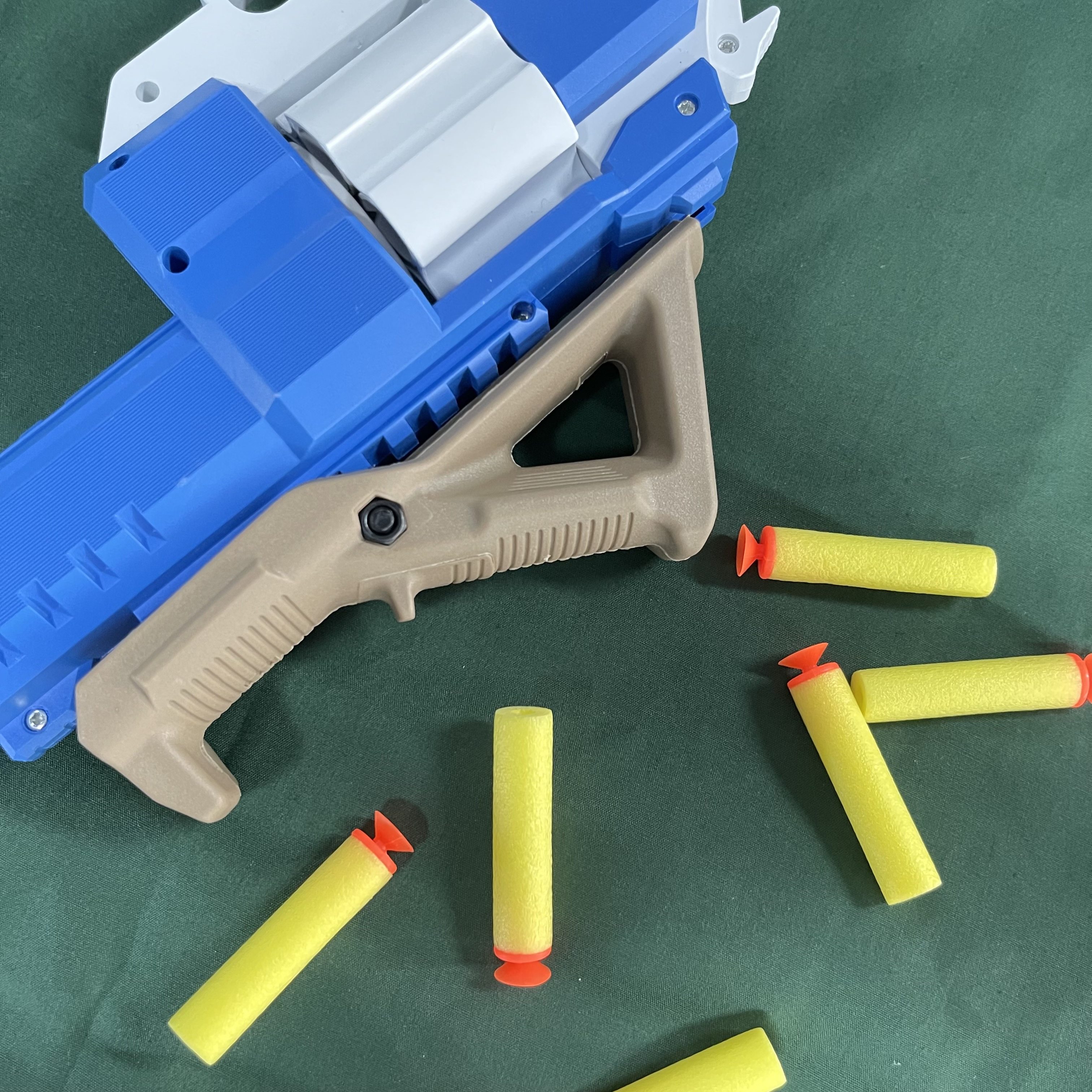 骑士尼龙战术握把utg改装配件l短斜前握软弹枪模型通用m4导轨锦明