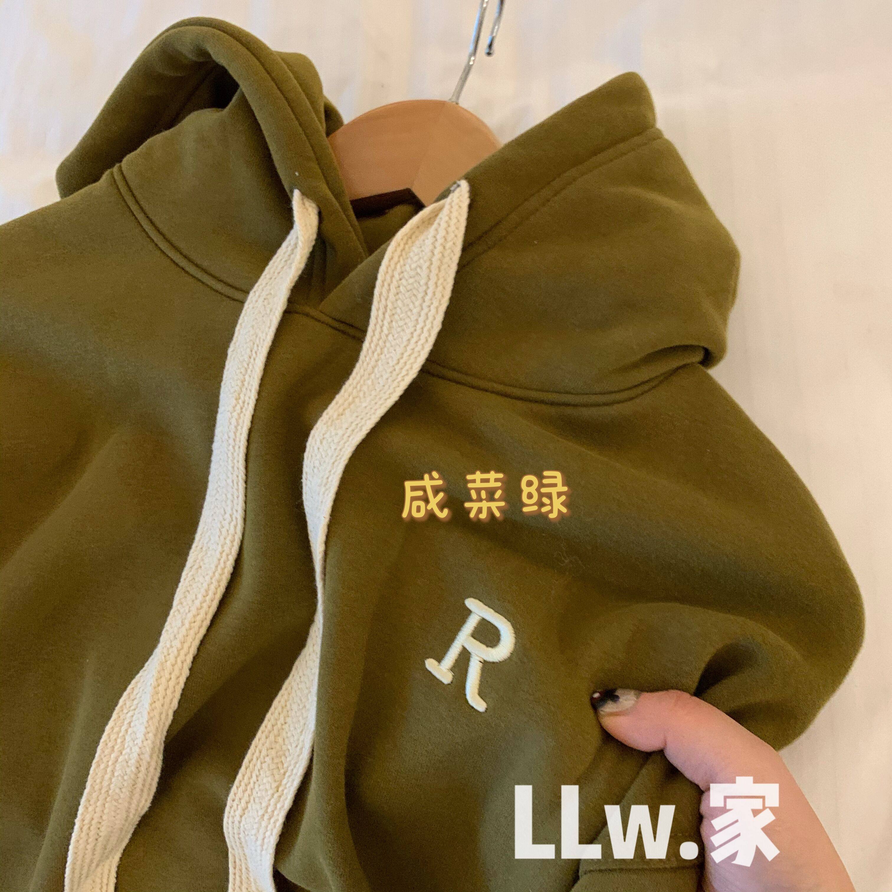 咸菜绿加绒连帽套头卫衣女2021冬季新款韩版宽松慵懒显瘦字母上