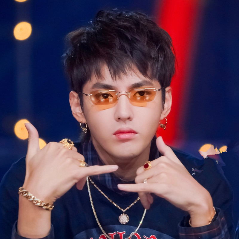 吴亦凡同款眼镜 潮人