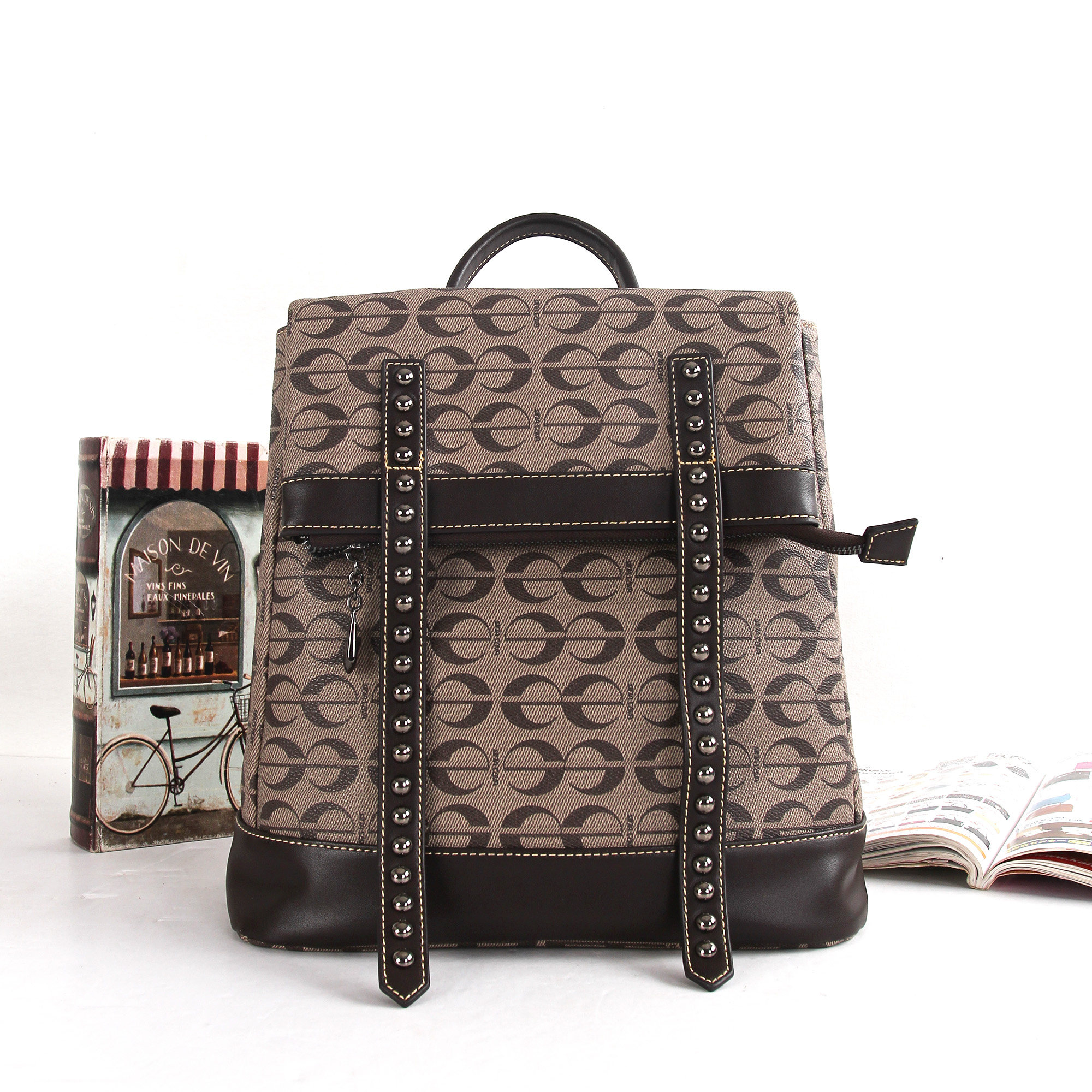 老船长正品之并列而立(31*31*14)