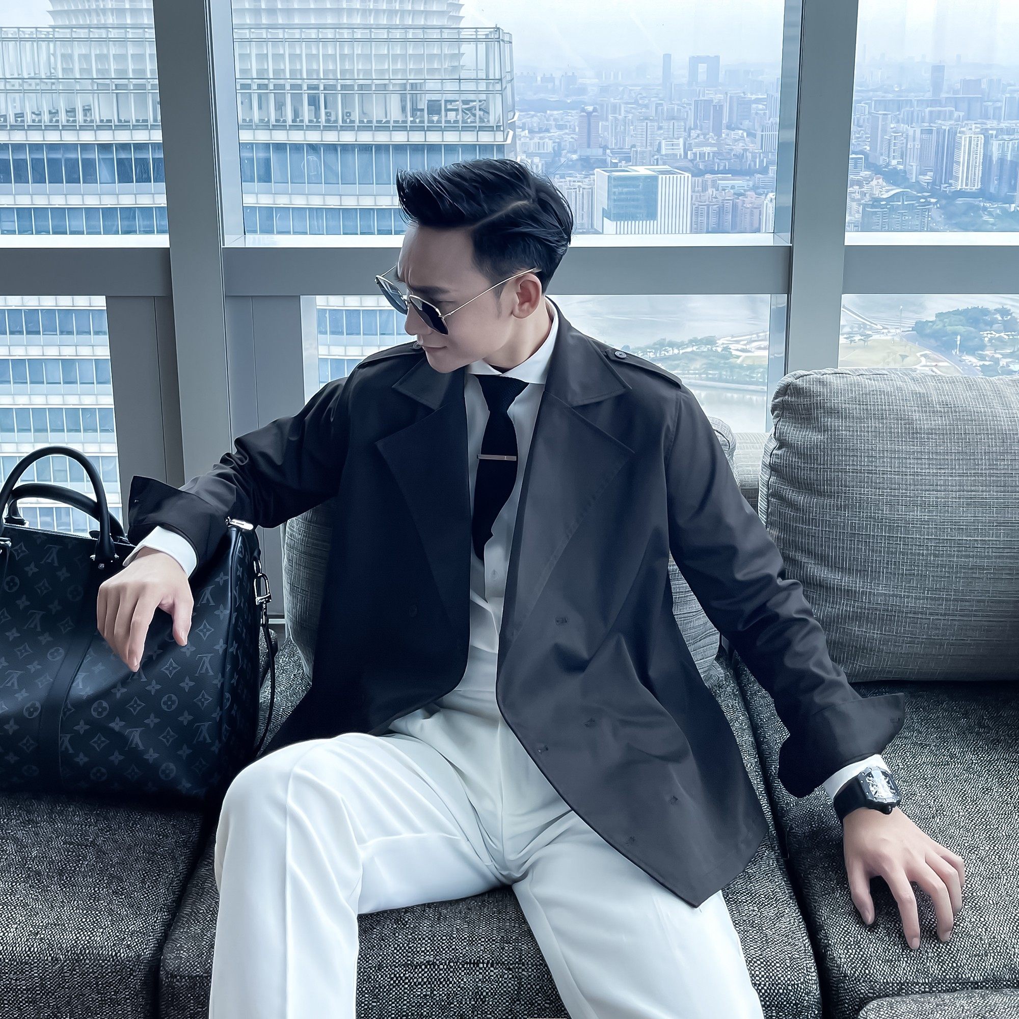 印花型男外套破洞可脱卸连帽牛仔夹克工装休闲男上衣已售10010元优