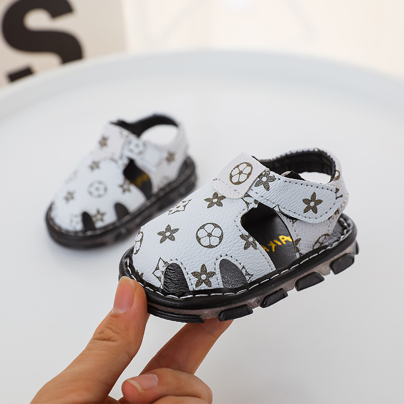 婴儿学步鞋夏季 0-2岁透气牛筋底男宝宝闪灯鞋防滑魔术贴女童凉鞋