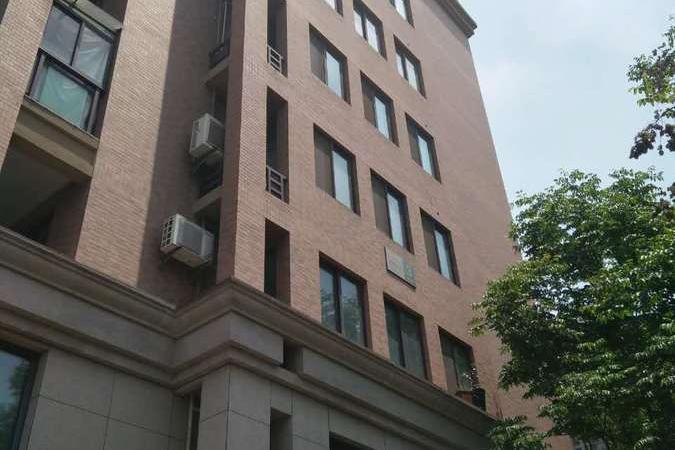 【第一次拍卖】杭州市余杭区余杭街道西溪山庄依云邨3幢3单元402室