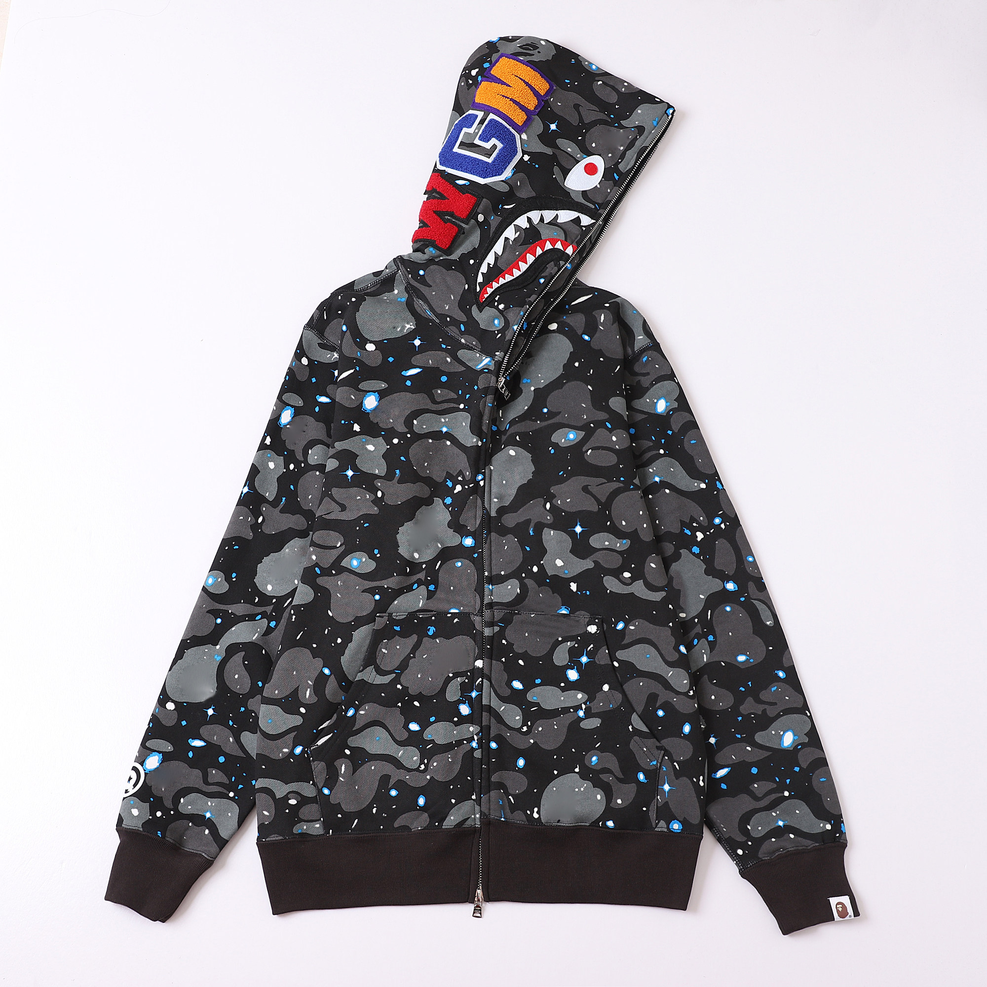 一折bape外套_bape adults 鲨鱼bf风 星空夜光迷彩抖音情侣卫衣外套