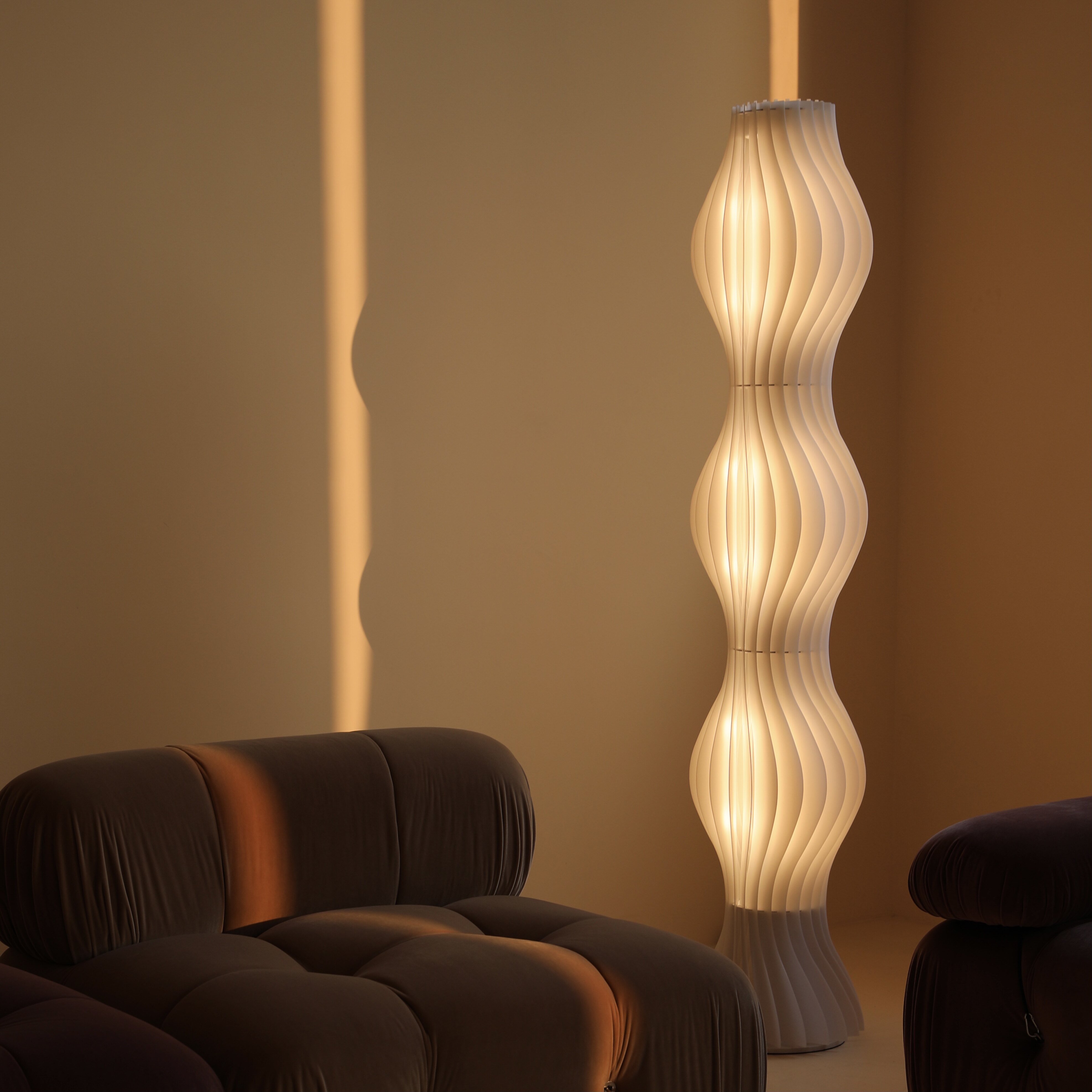 集木室物所白色草裙舞亚克力光影氤氲氛围灯绝妙落地灯拍照道具