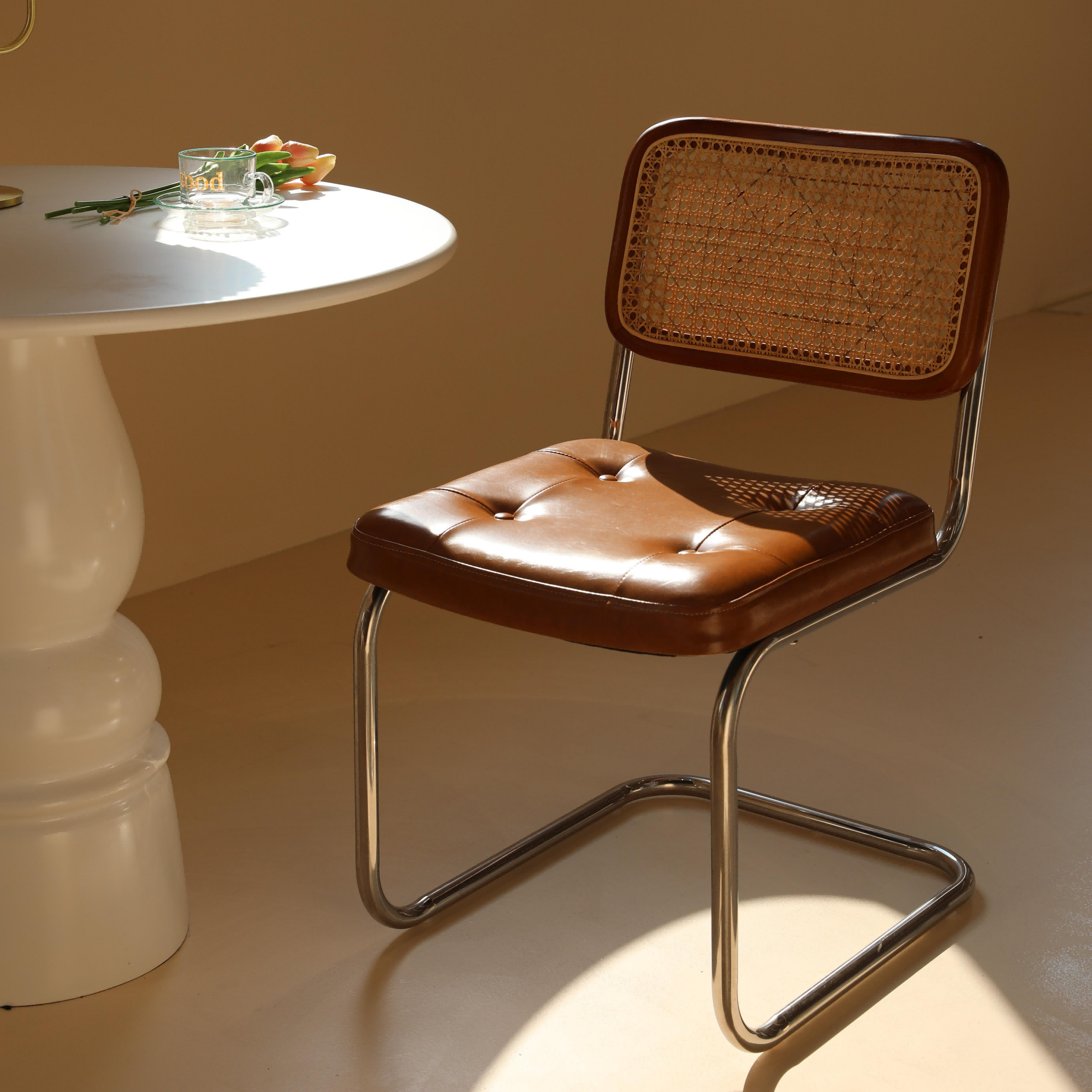 设计师椅子之家原价￥2680,包邮,15人付款分类:椅子设计师蓝胖子休闲