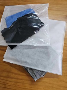 现货单面无纺布5c透明膜防尘收纳袋有拉链自封口服装包装袋可定制