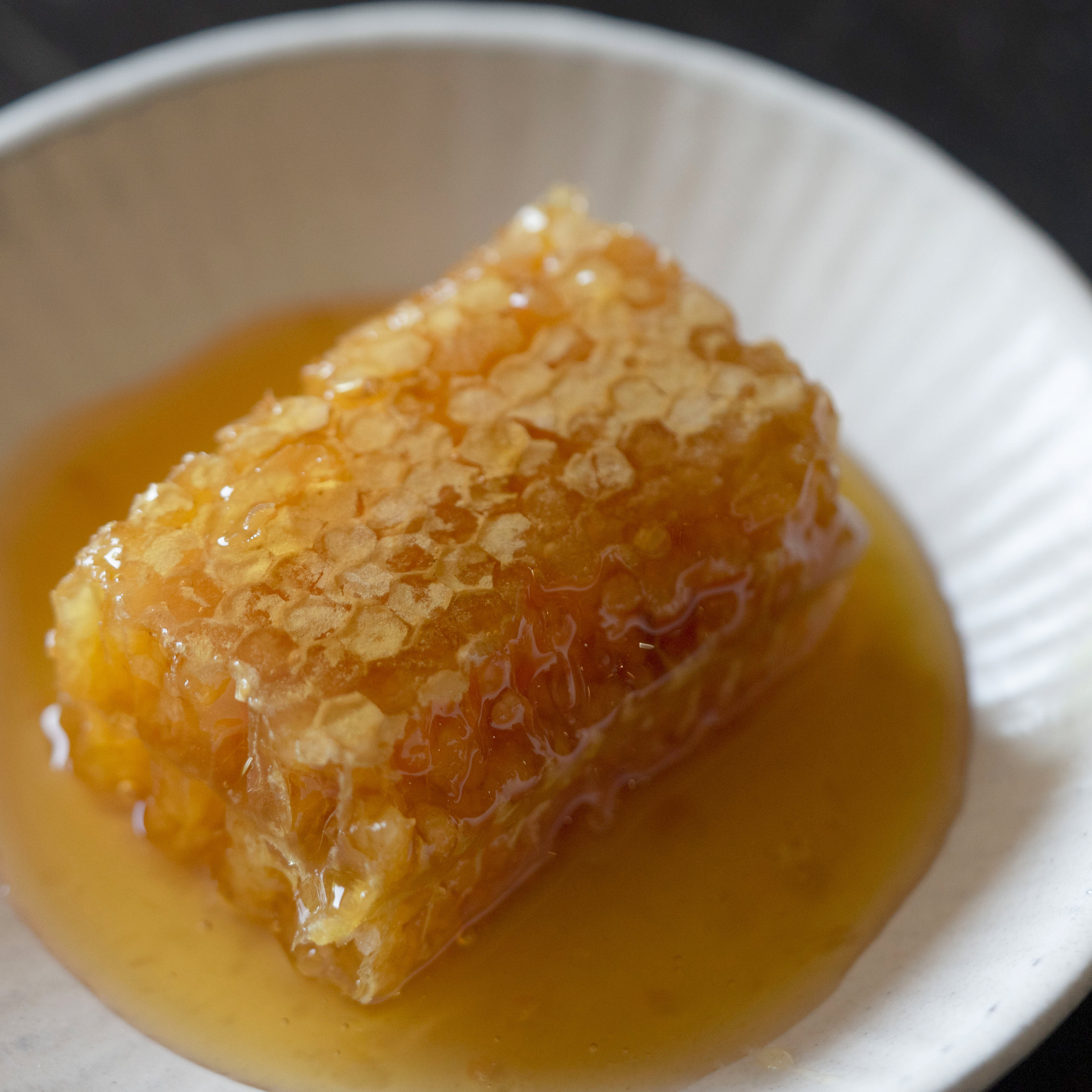 1667百花蜂巢蜜安徽黄山特产野生天然农家自产土蜂蜜新品百花蜜