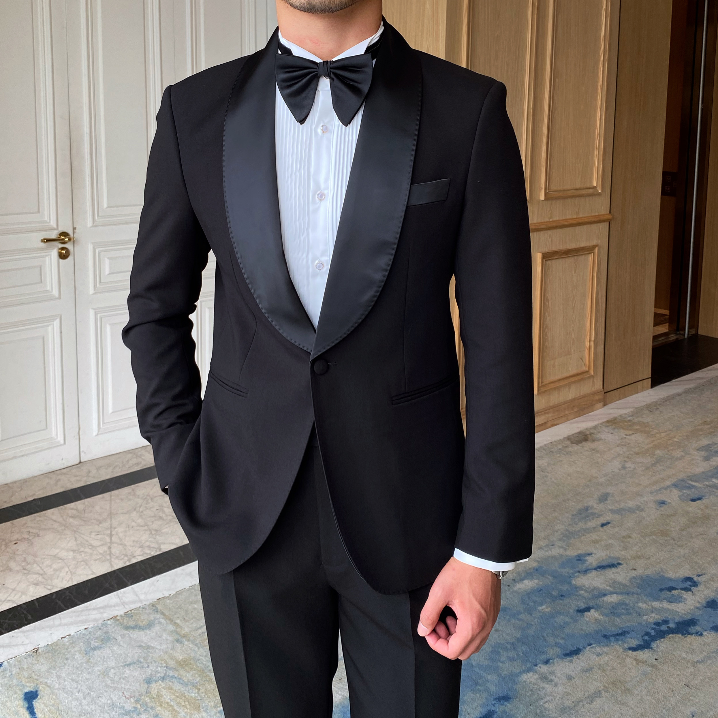 鹿三先生的优惠券大全—鹿三先生自制高定绅士轻奢礼服单西青年宴会