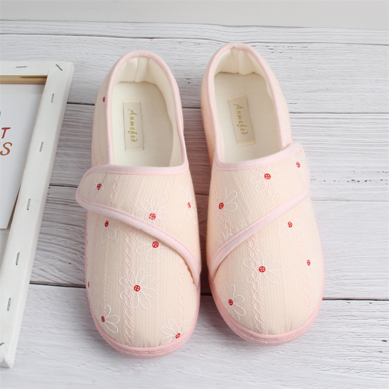 出口孕妇月子鞋夏季包跟产妇拖鞋产后用品防滑透气防滑厚底棉拖鞋