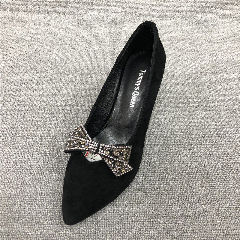 特价水钻中跟浅口单鞋