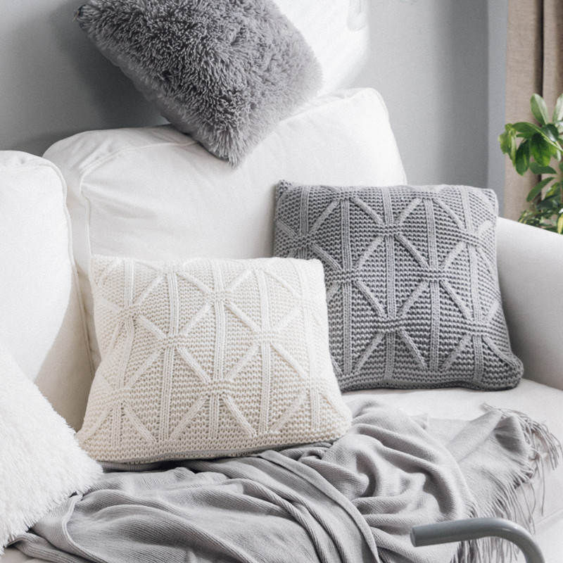 展示与对比:ins北欧纯色毛线针织沙发抱枕靠垫方形枕头飘窗靠枕含芯摄