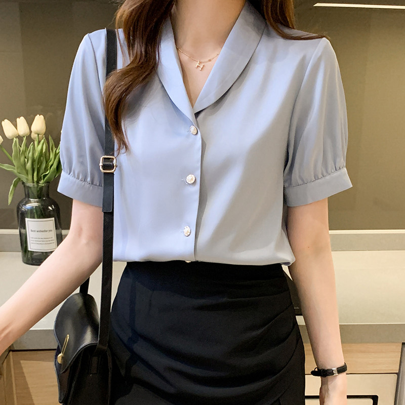 实拍2021夏季新款短袖衬衫女士宽松衬衣V领职业韩版洋气上衣通勤