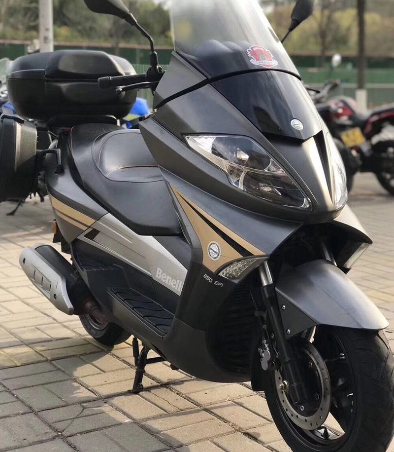 贝纳利银刃250cc二手摩托整车原装可上牌水冷电喷大绵羊旅行巡航