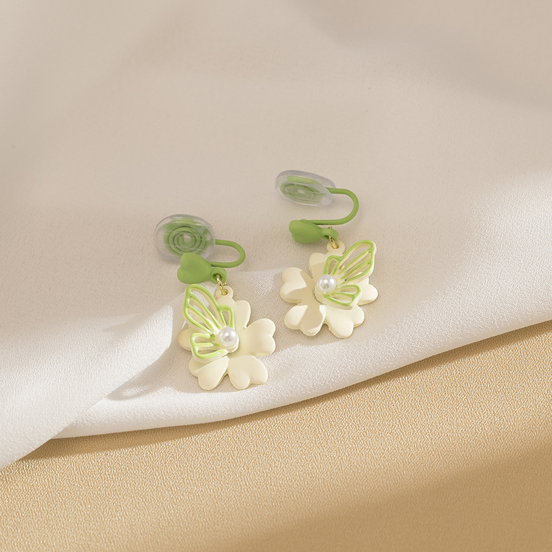 清新时尚甜美白色花朵耳环绿色蝴蝶爱心气质耳钉蚊香盘无耳洞耳夹