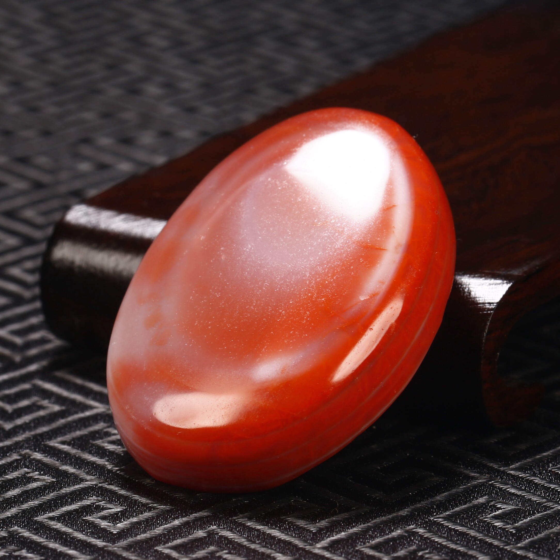 【26.43克】正品 南红玛瑙 红白料 蝶恋花 挂件