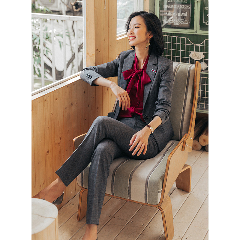 丽影风尚旗舰店的优惠券大全—职业套装女名媛英伦风时尚正装气质女神