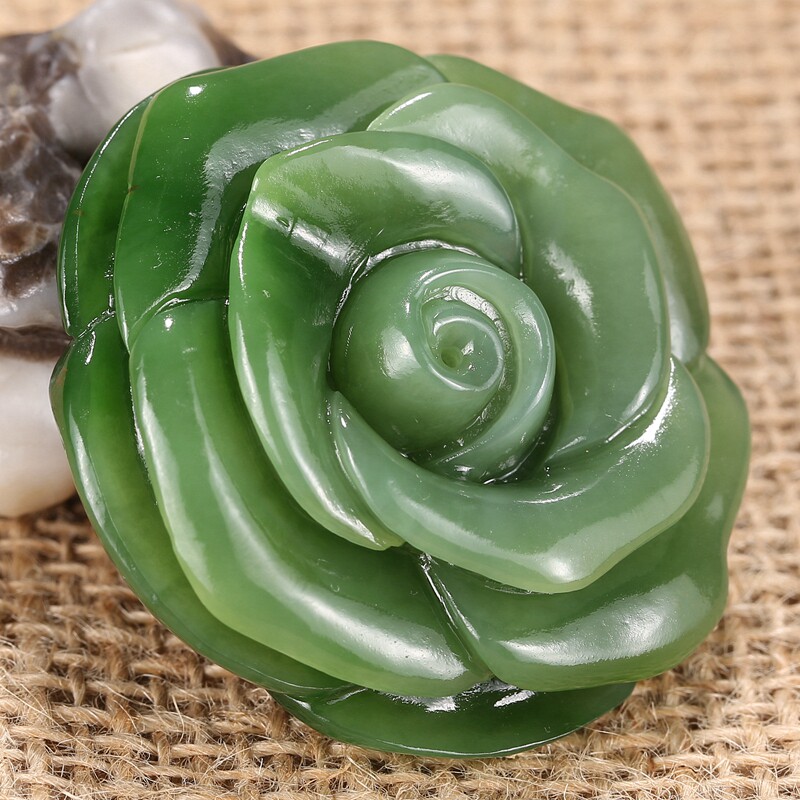 省级玉石雕刻大师张国军 和田玉碧玉【玫瑰香插】摆件69.05g