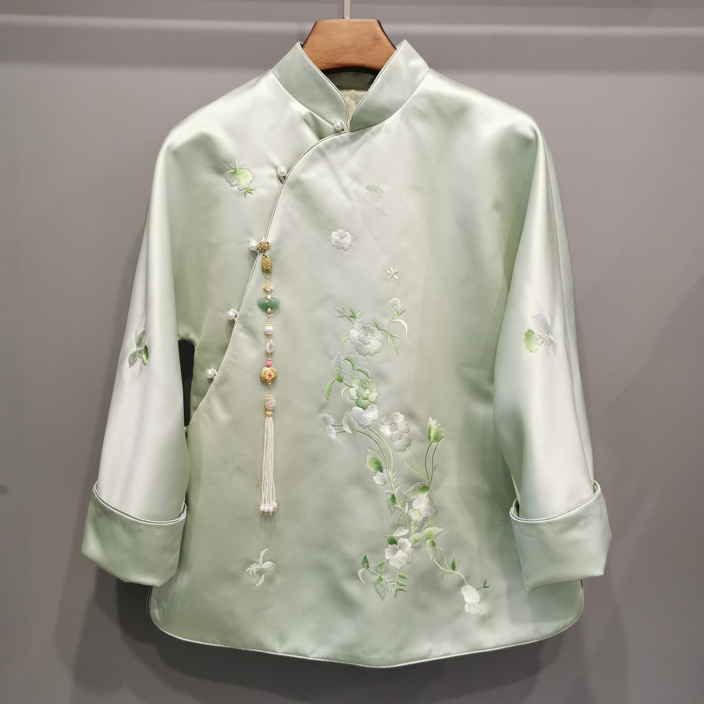 韵姿  早春绣花A字改良短款新中式大码禅服茶服上衣外套