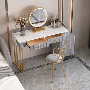品牌名称: 索菲亚衣柜定制梳妆台