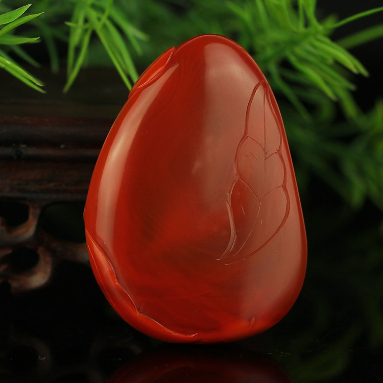 58.93g顶级天然南红玛瑙连年有余挂件【柿子红】