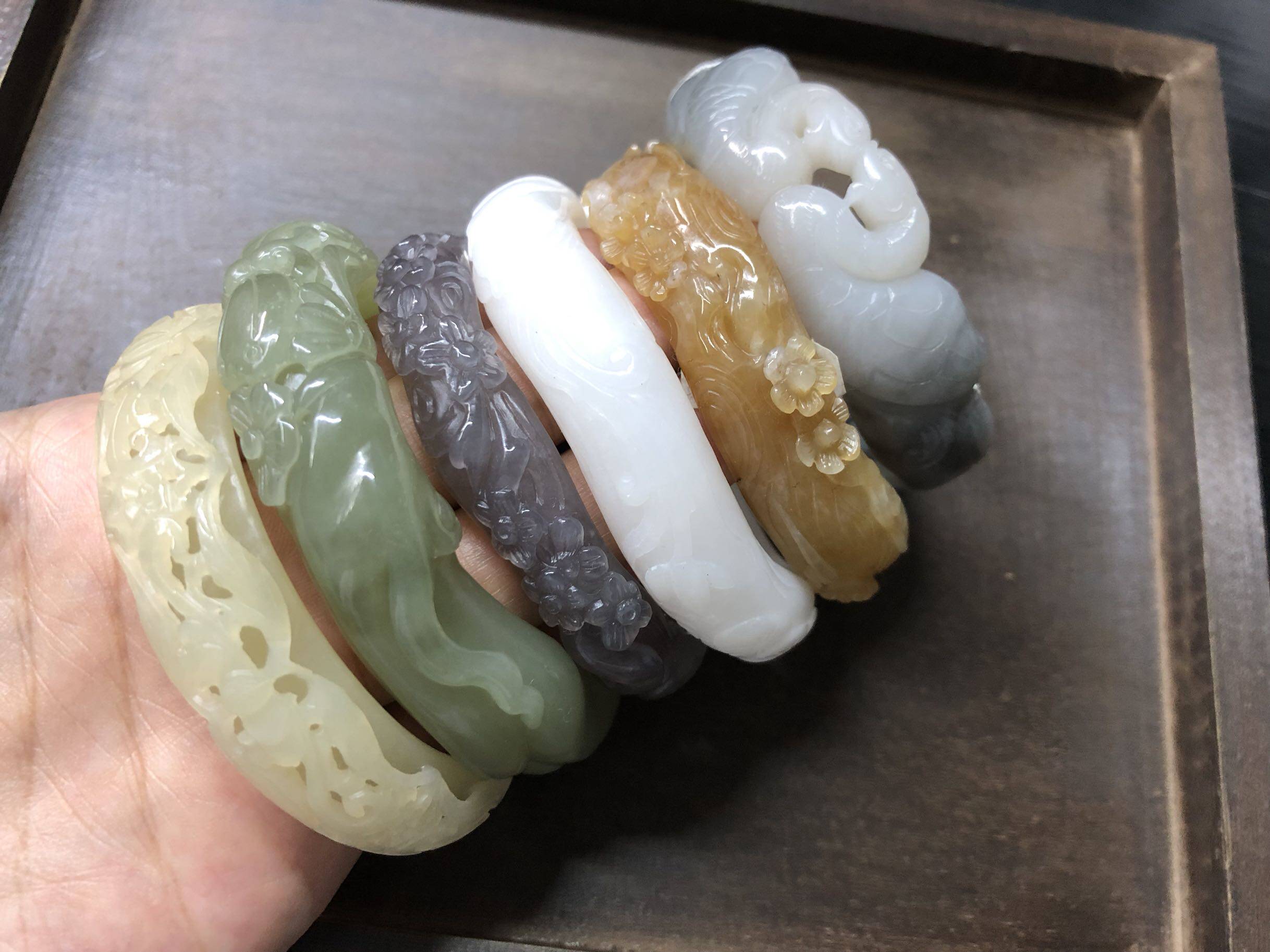 和田玉手镯 女款_精品青海和田玉手镯 雕花玉镯 碧玉白玉镂空雕刻件