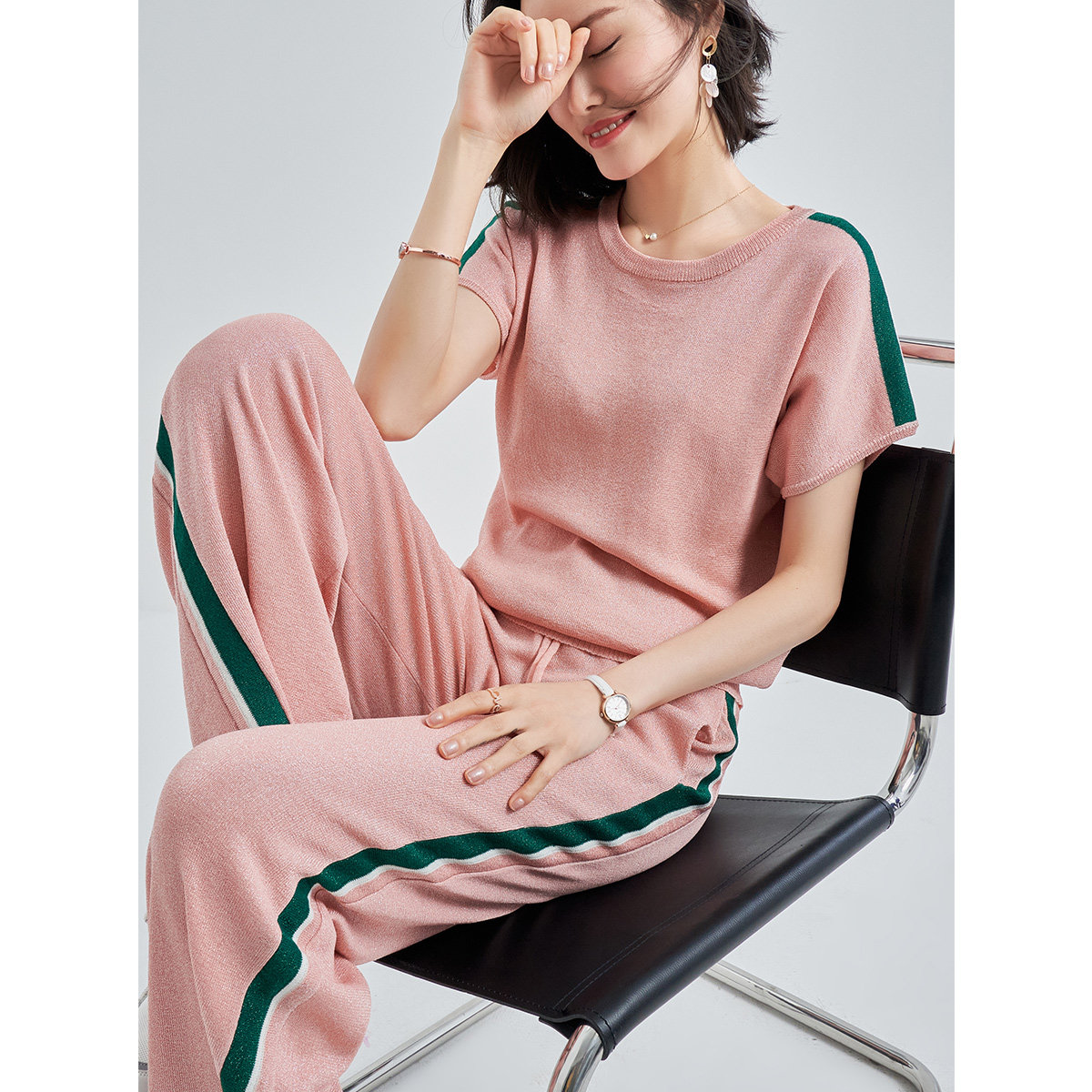 sofa薄款针织冰丝套装2021夏季新品减龄撞色上衣高腰阔腿裤两件套