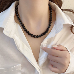 新中式简约个性高级感黑色串珠珍珠项链女轻奢百搭小众毛衣链项圈