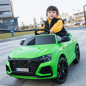 奥迪rsq8充电四轮婴儿车宝宝电动车