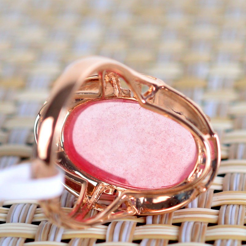 20克拉 18k金镶钻红纹石戒指 大气时尚【9651】