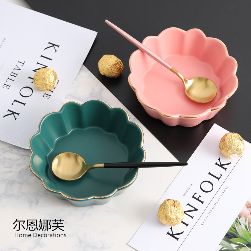 绽放北欧轻奢陶瓷水果沙拉碗甜品碗单个可爱创意个性饭碗家用餐具在类目 餐饮具, 餐具, 碗中 - 来自Buy2taobao.com提供专业的淘宝代购服务