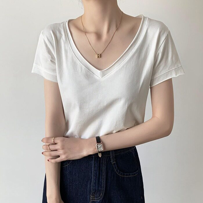显白v领纯色短袖短款t恤女