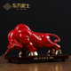陶瓷牛摆件创意红色牛牛年新年吉祥物华尔街牛装饰工艺品开业礼品