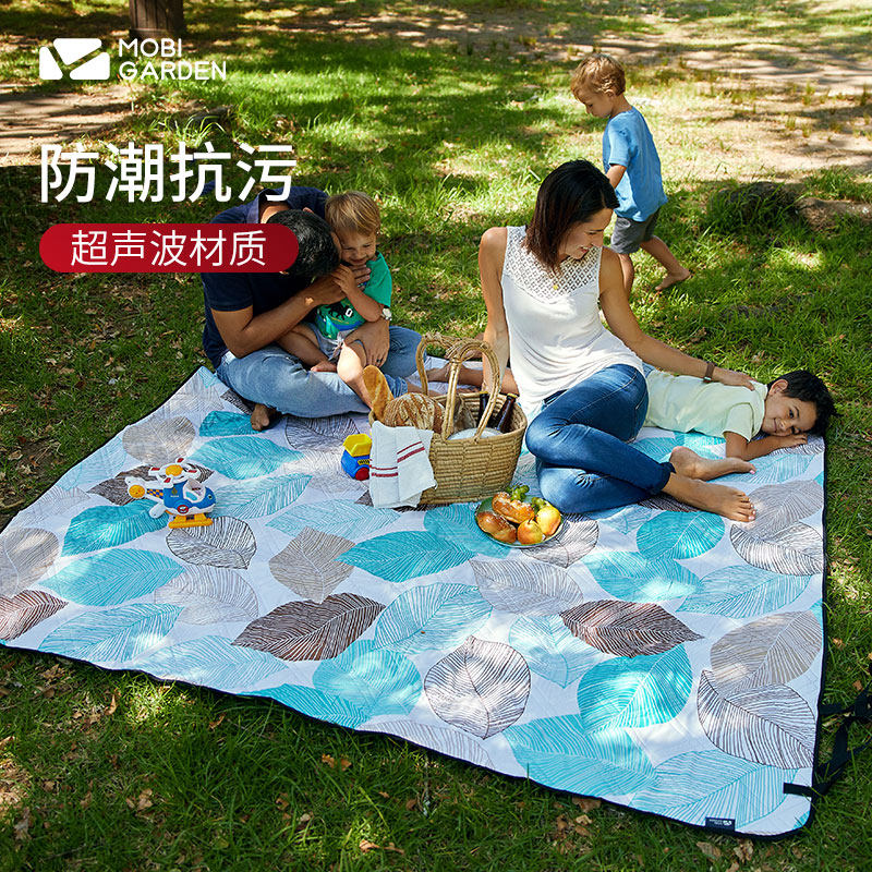 牧高笛野餐垫户外露营防潮垫折叠便携午休野外地垫超轻草坪野餐布