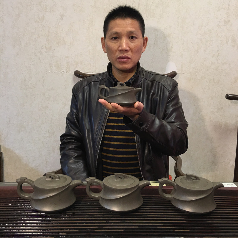 助理工艺美术师 周国君 鱼跃龙门 一帆风顺