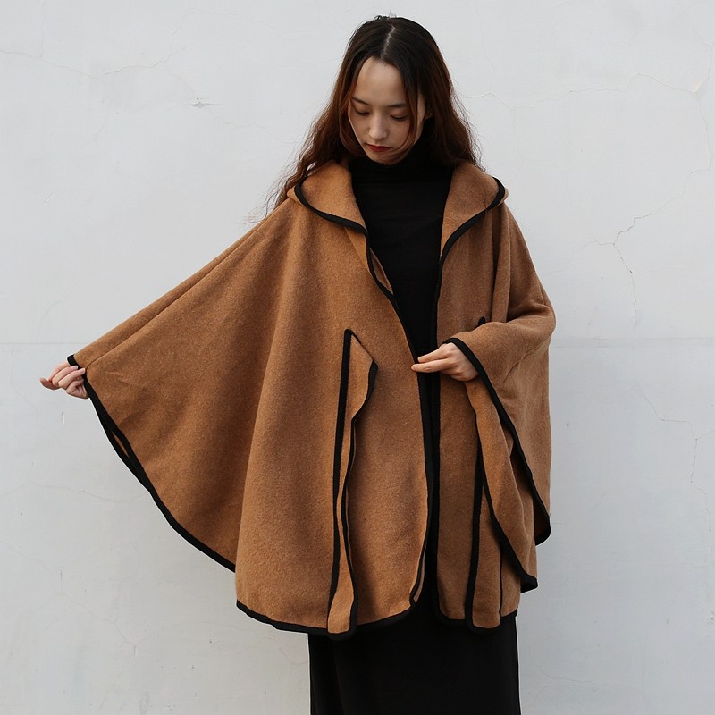 2021新款春秋季连帽披肩女冬保暖质感防风长斗篷外搭披风百搭时尚