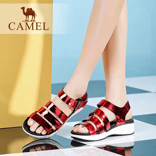 coach魔鏡8214f的價格 Camel 駱駝女鞋 時尚休閑 鏡面超纖魔術貼中跟涼鞋2020夏季新款 coach墨鏡