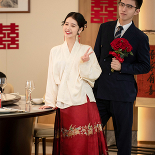 新中式红色马面裙女套装2024新款汉服上衣新娘婚礼服小个子高级感
