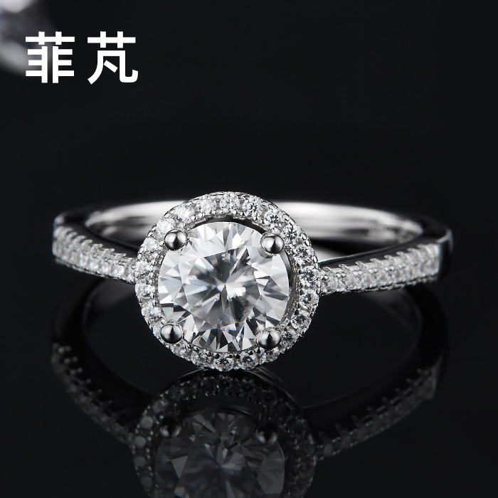 菲芃feipeng 正品d色莫桑钻戒 豪华圆包1克拉s925银镀白金戒指 女