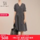 XG/雪歌2025夏季新款优雅V领短袖连衣裙中长裙女裙子XK204024A383