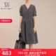 XG/雪歌2025夏季新款优雅V领短袖连衣裙中长裙女裙子XK204024A383