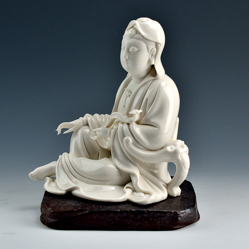 德化瓷雕大师 省级工艺大师柯国镇作品 白瓷坐杞观音