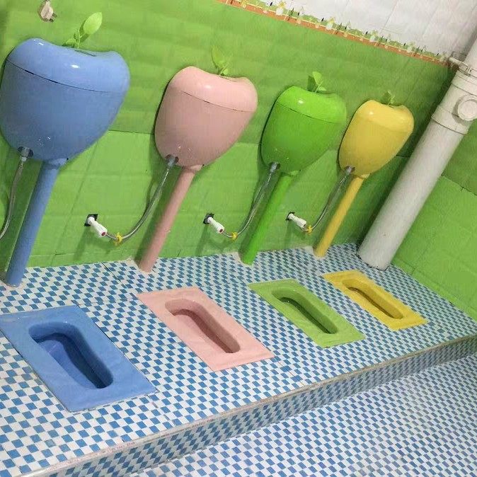 儿童陶瓷蹲便器幼儿园彩色蹲便池防臭学校男女孩子大便蹲坑卫生间
