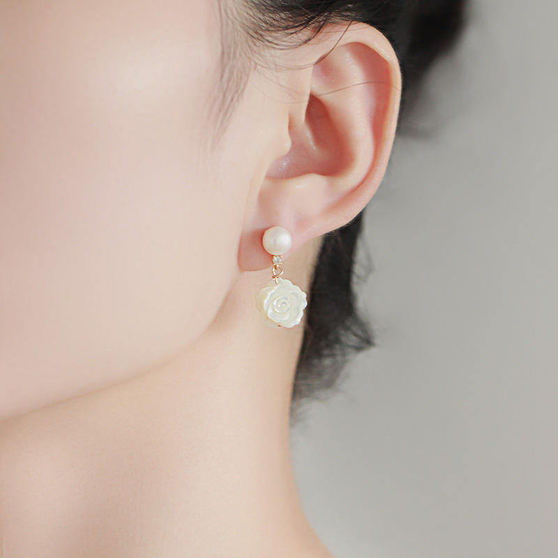 LH蕾娜海山茶花珍珠耳环轻奢小众设计原创时尚优雅气质925银耳钉
