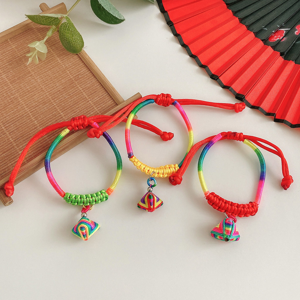 端午节五彩绳手链编织绳手工红绳小粽子手链挂件儿童吊坠绳子批发
