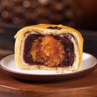 广式月饼散装蛋黄莲蓉流心苏式月饼多口味五仁老式手工月饼