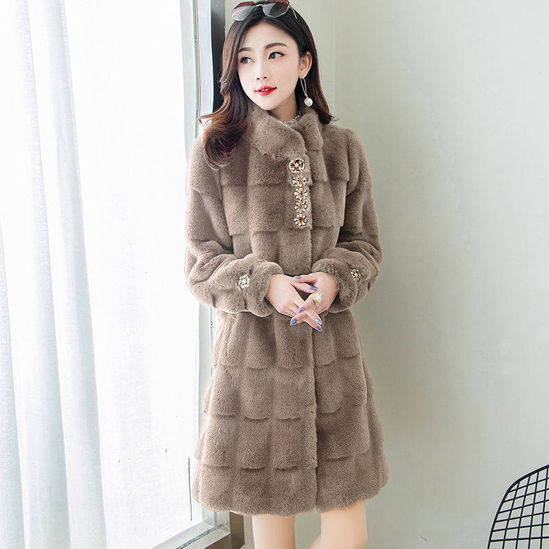 丹麦貂绒外套女大衣中长款2021年新款冬季加厚小个子时尚皮毛一体