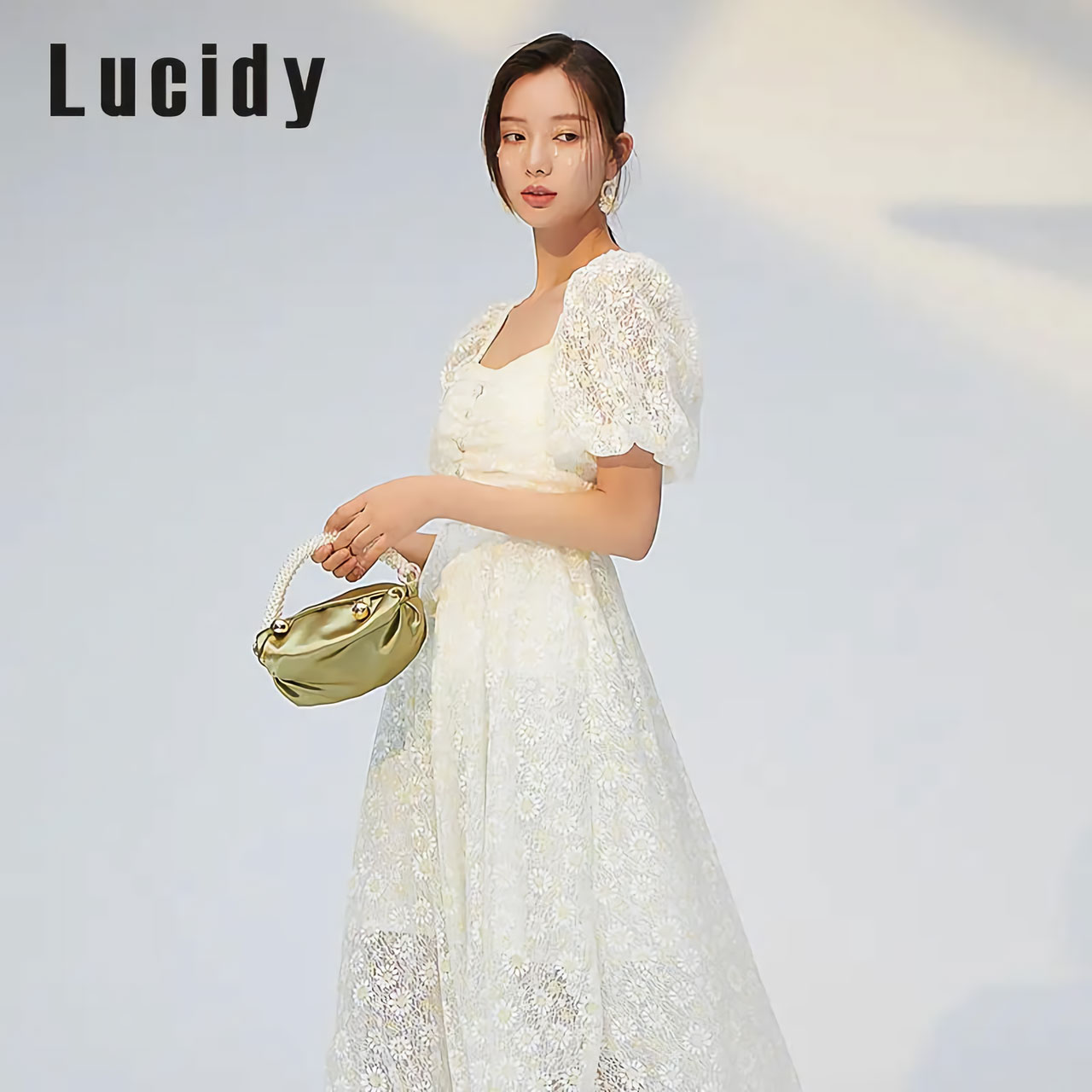 lucidy鲁思蒂24夏新款蕾丝泡泡袖连衣裙女收腰甜美方领法式中长裙