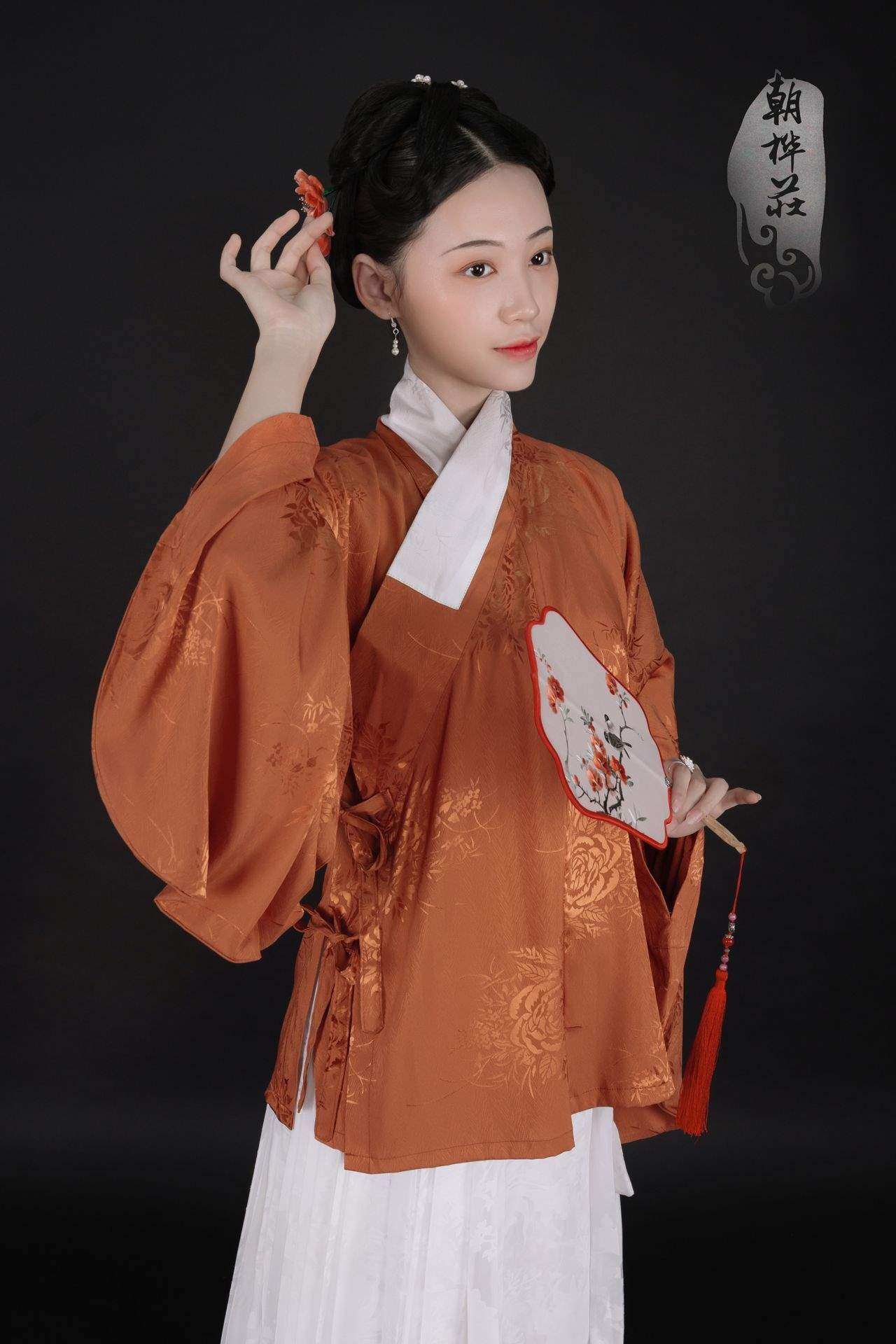 【四时景】【朝桦庄】现货 交领琵琶袖短衫 明制 日常汉服 女装