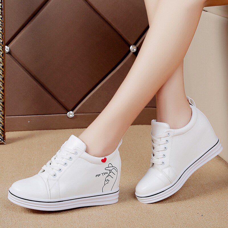 百搭 学生_秋季女鞋子女秋鞋2017新款百搭韩版时尚内秋款秋天学生休闲